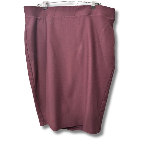 GUC FLATTERING Torrid At the Knee Ponte Pencil Skirt Burgundy/Sassafras Size 2x - Picture 3 of 4